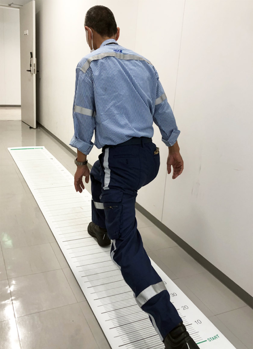 高年年齢者バランスチェックの様子